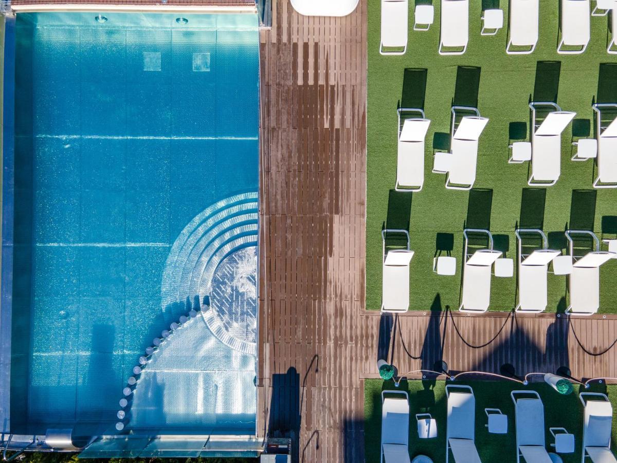 Aparthotel Anyospark Mountain & Wellness Resort 라마사나 외부 사진