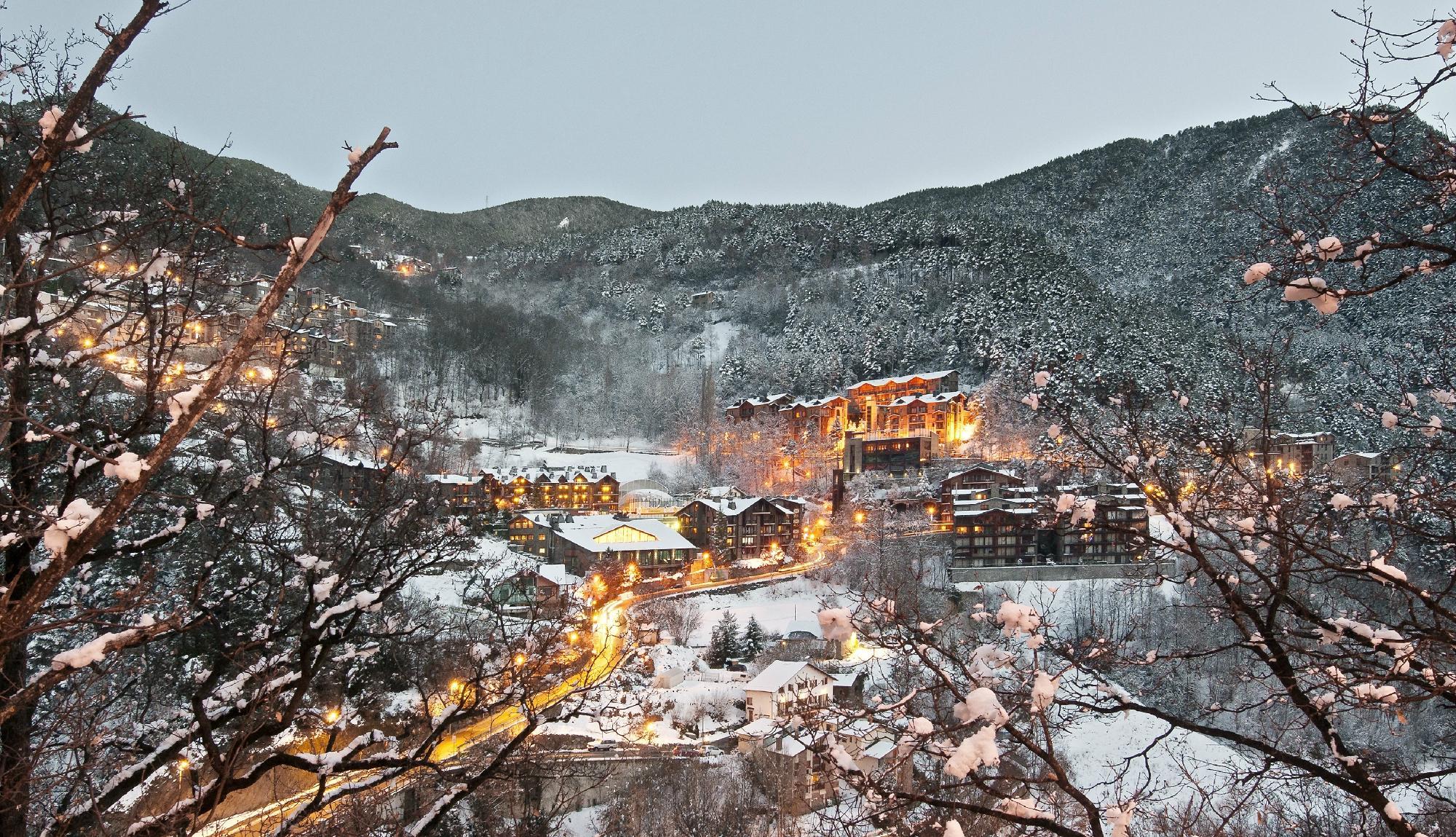 Aparthotel Anyospark Mountain & Wellness Resort 라마사나 외부 사진