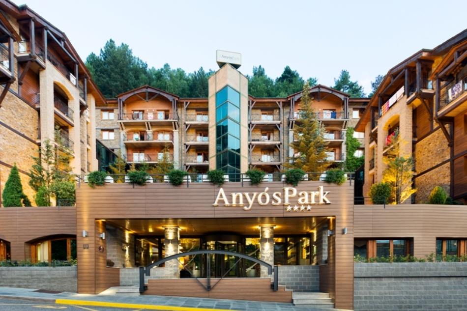 Aparthotel Anyospark Mountain & Wellness Resort 라마사나 외부 사진