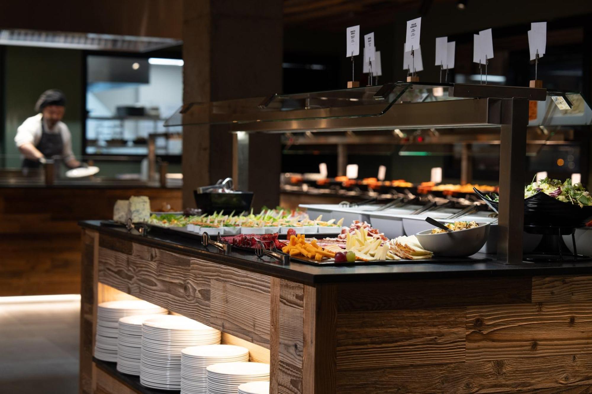Aparthotel Anyospark Mountain & Wellness Resort 라마사나 외부 사진