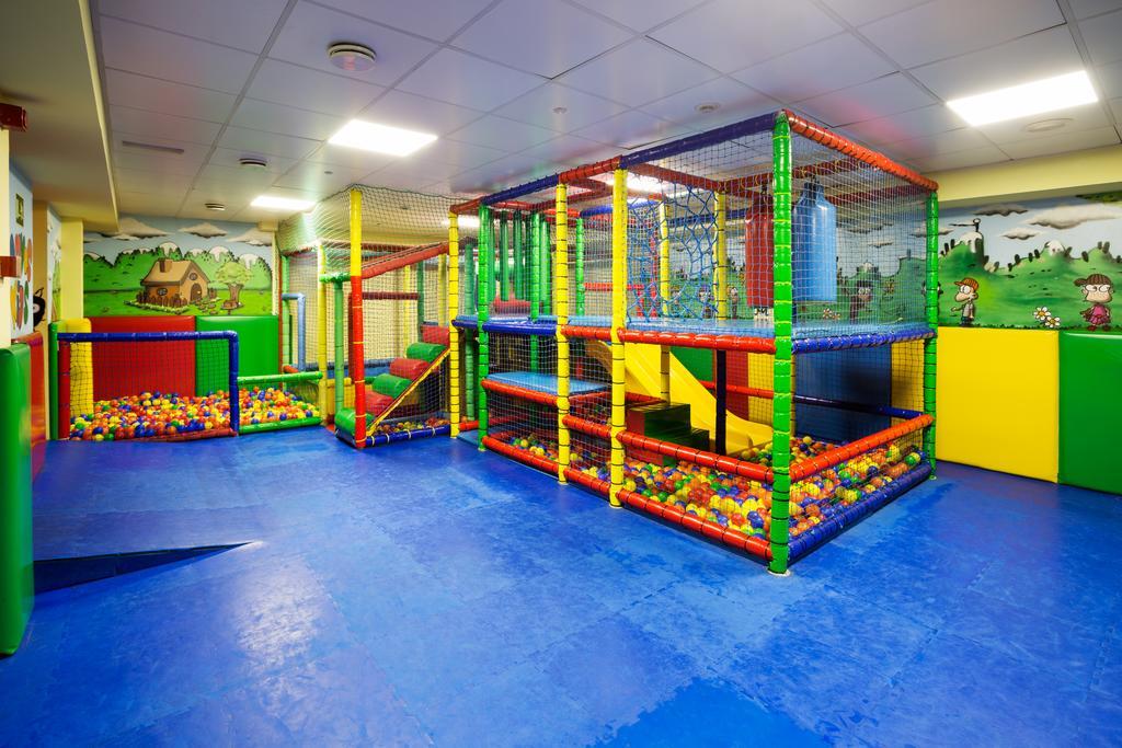 Aparthotel Anyospark Mountain & Wellness Resort 라마사나 외부 사진